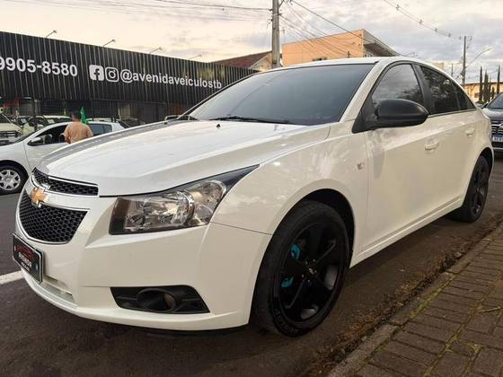CHEVROLET CRUZE 1.8 LT 16V FLEX 4P AUTOMÁTICO CHEVROLET CRUZE 1.8 LT 16V FLEX 4P AUTOMÁTICO
